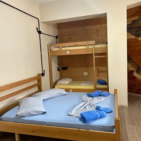 Guest House Tirana *